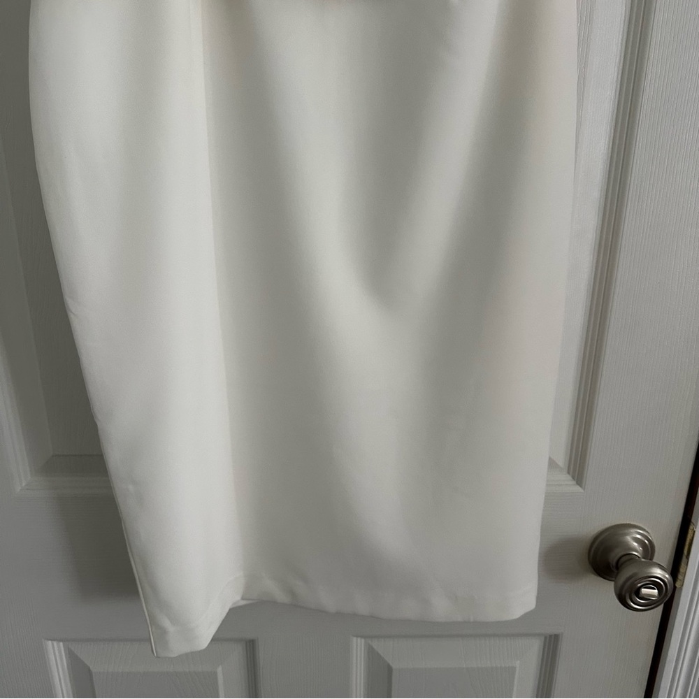 Bardot Camelia One-Shoulder Ruffle Midi Dress in Ivory Size 6 - Picture 4 of 12